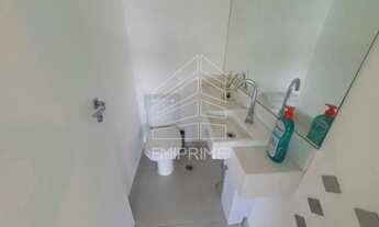 Imagem 7: APTO COM PISO LAMINADO E ARMÁRIOS