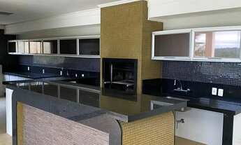 Imagem 6: Descubra o luxo e a tranquilidade em uma casa espetacular no Portal do Sabiá