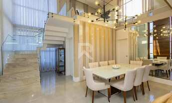 Imagem 6: Casa com Face Leste e Piscina com Spa, 3 quartos 5 Vagas à venda, 400 m² - Santa Felicidad