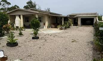 Imagem 2: Casa (Alvenaria), com 3 quartos e 1 banheiros à Venda, 70 m² em Jaguaruna/SC