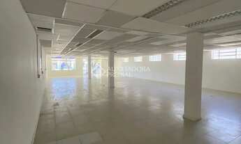 Imagem 4: Loja com 232m² Galpão / depósito com aluguel por R$4.930 /mês