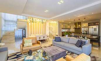 Imagem 4: Casa com Face Leste e Piscina com Spa, 3 quartos 5 Vagas à venda, 400 m² - Santa Felicidad