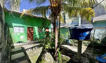 Imagem 6: Casa Sobrado para venda, dispõe de 04 quartos, 02 Kit-Nets com 03 compart, e 02 vagas de g