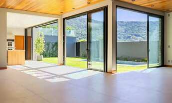 Imagem 7: Imóvel para venda possui 607 metros quadrados com 4 suítes na lagoa da Conceição !!