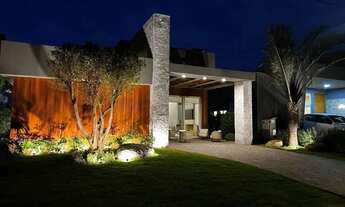 Imagem: Casa à venda, 4 quartos, 4 suítes, 2 vagas