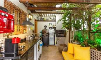 Imagem 7: 5 quartos sendo 2 suites, piscina, area gourmet, vaga, reformado