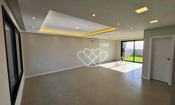 Imagem 3: Casa em Condomínio com Piscina e Área de Lazer no Bairro Primavera