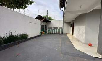 Imagem 5: Sobrado com 4 quartos, sendo 1 suíte na Região Leste