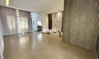 Imagem 3: Casa no condomínio Splendido disponível para venda no bairro Laranjeiras em Uberlândia-MG