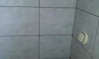 Imagem 3: Casa para aluguel e um salão grande no Jardim varan próximo ao final da linha de onibus