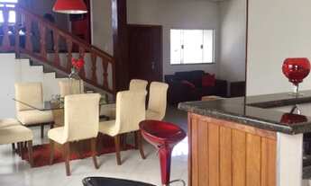 Imagem 3: Casa arejada, no centro