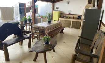 Imagem 5: Casa de condomínio para venda possui 210 metros quadrados com 3 quartos