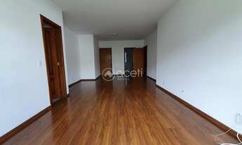 Imagem 5: Amplo apto 3 quartos, suíte, varanda e DCE. Prédio individual, com elevador