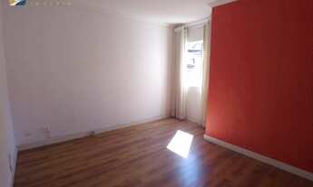 Imagem 2: Apartamento com 2 dormitórios para alugar, 54 m² por R$ 800,00/mês - Teixeiras - Juiz de F