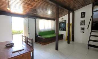 Imagem 2: Kitnet tipo loft, mobiliado, em condomínio pequeno, Ferradura