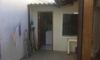 Imagem 3: Casa dentro de condomínio próximo ao Centro Esportivo