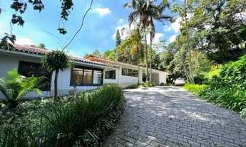 Imagem 4: CHÁCARA FLORA - CASA TÉRREA - 4 SUITES - JARDIM - PISCINA - ESPAÇO GOURMET