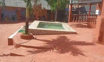 Imagem 3: COM PISCINA CASA COM TERRENO 20X40 AC CARRO CASA OU APTO NO NEGÓCIO