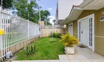 Imagem 3: Casa para venda 220 m2 com 3Q sendo 1 suíte - Água Verde - Curitiba - PR