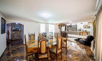 Imagem 2: Casa para Venda em Mogi das Cruzes, Vila Santana, 4 dormitórios, 1 suíte, 3 banheiros, 3 v