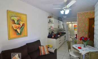 Imagem 2: Casa de Condomínio para Aluguel - Olaria, 2 Quartos, 47 m2