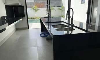 Imagem 4: Casa de condomínio térrea para venda com 240 m² com 3 quartos