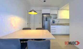 Imagem 3: Apartamento 2 dormitórios 1 suíte 2 vagas 1 hobby box no bairro Carvoeira em Florianópolis