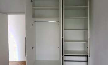 Imagem 4: Apartamento de 1 quarto com armário, sala, cozinha, banheiro e área de serviço em Bela Vis