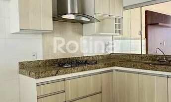 Imagem: Casa à venda, 3 quartos, 1 suíte, 4 vagas