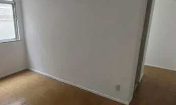 Imagem 4: Apartamento para venda com 60 metros quadrados com 2 quartos e dependência de empregada co