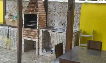 Imagem 5: Casa no verão vermelho 2