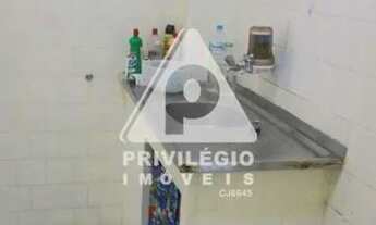 Imagem 4: Jardim Botânico, sala 3 quartos com área externa na Rua Pacheco Leão