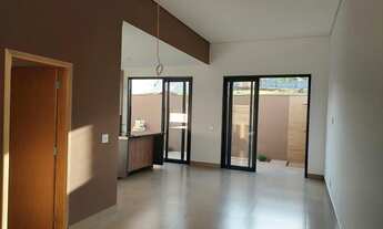 Imagem 2: Casa de condomínio térrea para venda tem 155 metros quadrados com 3 quartos