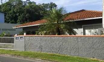 Imagem: Casa à venda, 4 quartos, Amizade - Jaraguá