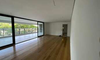 Imagem 3: Apartamento para aluguel e venda tem 230 metros quadrados com 4 quartos