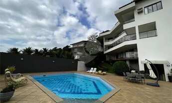 Imagem 1: Casa com 8 quartos na Praia do Morro á venda