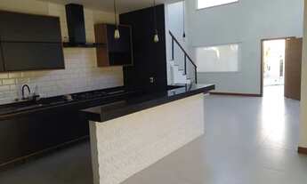 Imagem 6: Casa de condomínio para venda possui 280 metros quadrados com 3 quartos