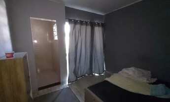 Imagem 7: ALUGO CASA R$900,00<br>BAIRRO JARDIM BOA VISTA<br>4 CÔMODOS E BANHEIRO garagem