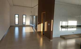 Imagem 3: Casa de condomínio térrea para venda tem 155 metros quadrados com 3 quartos