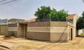 Imagem: Vendo casa usada de esquina no bairro Mata