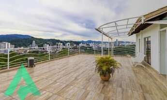 Imagem 4: Maravilhosa casa com 3 pavimentos semi mobiliada, no Bairro Ponta Aguda!