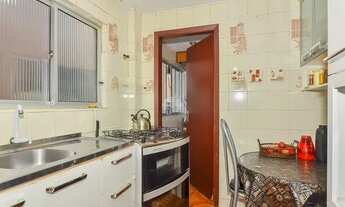 Imagem 3: Apolar Imóveis vende excelente Apartamento no 2º andar do Conjunto Residencial Moradias Ca