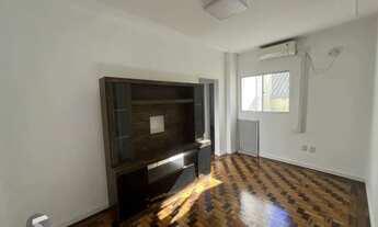 Imagem: Reformado! Apartamento de 2 quartos no centro