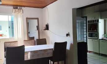 Imagem 2: Casa para Venda em Cuiabá, CPA 3, 2 dormitórios, 1 suíte, 2 banheiros, 2 vagas