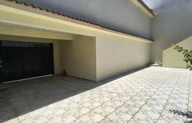 Imagem 7: 3. Recém-reformada, 3 quartos, porcelanato e kitnet independente. Ilha Parque