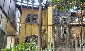 Imagem: Casa com 3 Quartos à Venda, 290m