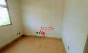 Imagem 3: Casa à Venda em Condomínio Fechado com 03 Suítes no Bairro Vila do Golf com Quintal