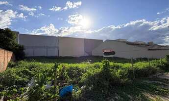 Imagem 2: Dois lotes à venda no Setor Moinho dos Ventos, Goiânia - GO