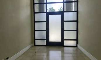 Imagem 2: Linda mansäo disponível para locação no coração de Alphaville