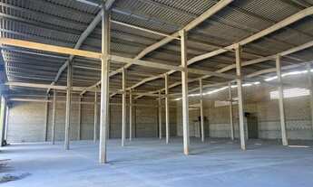 Imagem 6: Excelente galpão disponível para locação, localizado em via movimentada com fácil acesso a